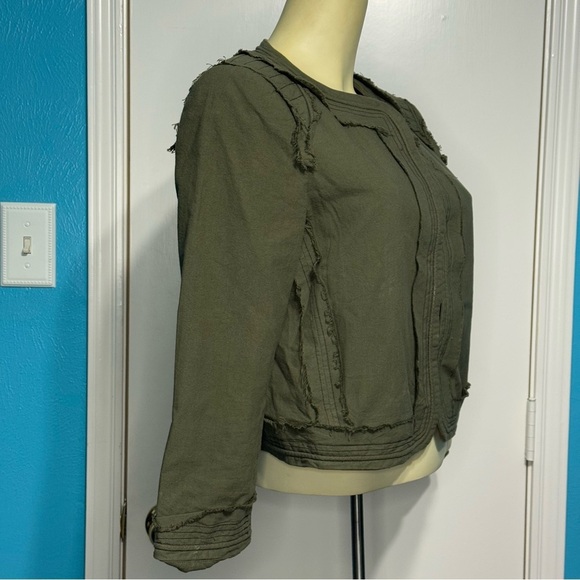 Elizabeth and James Anthropologie Military Green Lightweight Cropped Jacket 8 - Picture 6 of 16
